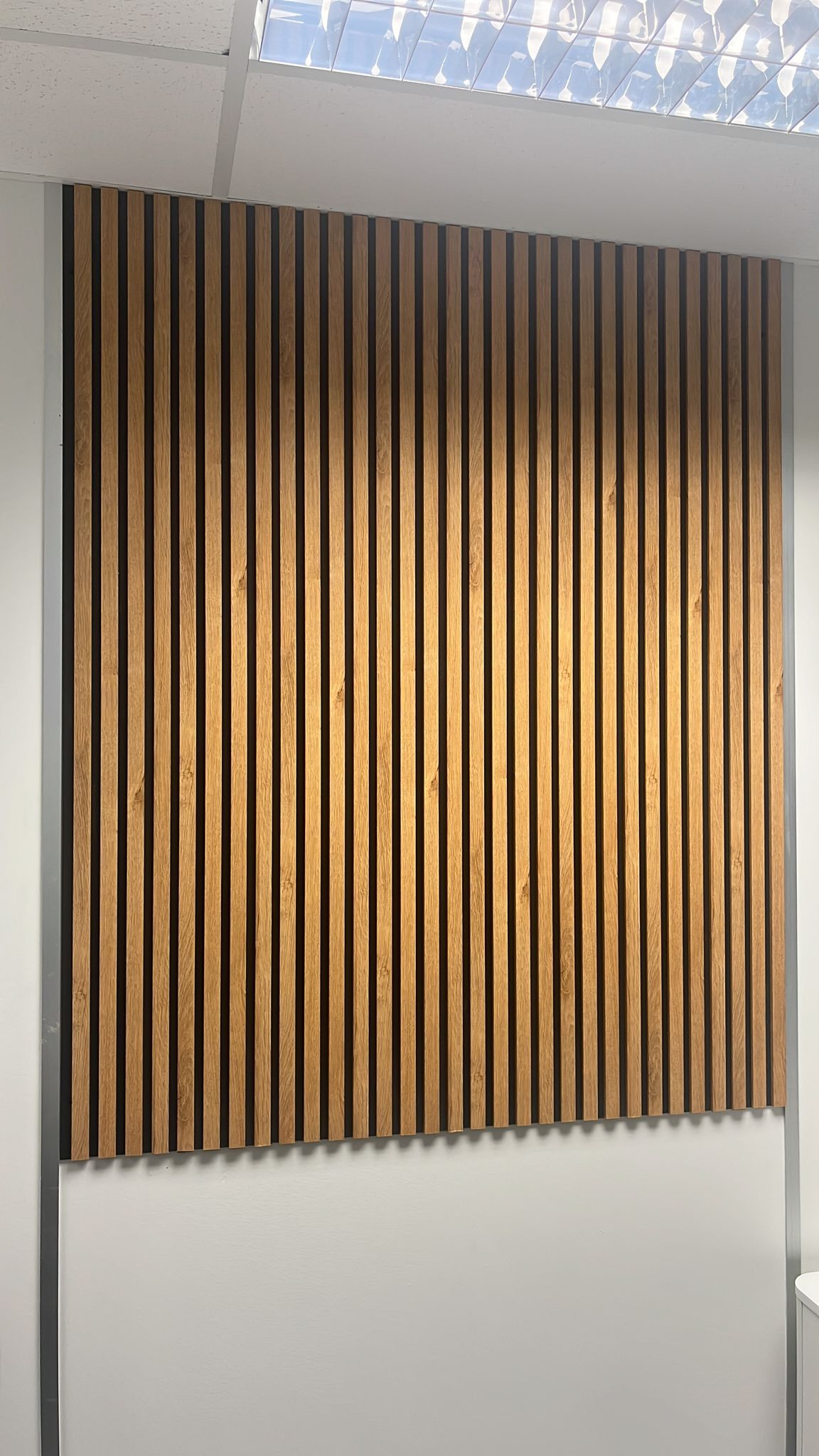 Light Oak Wood Veneer Wall Panel