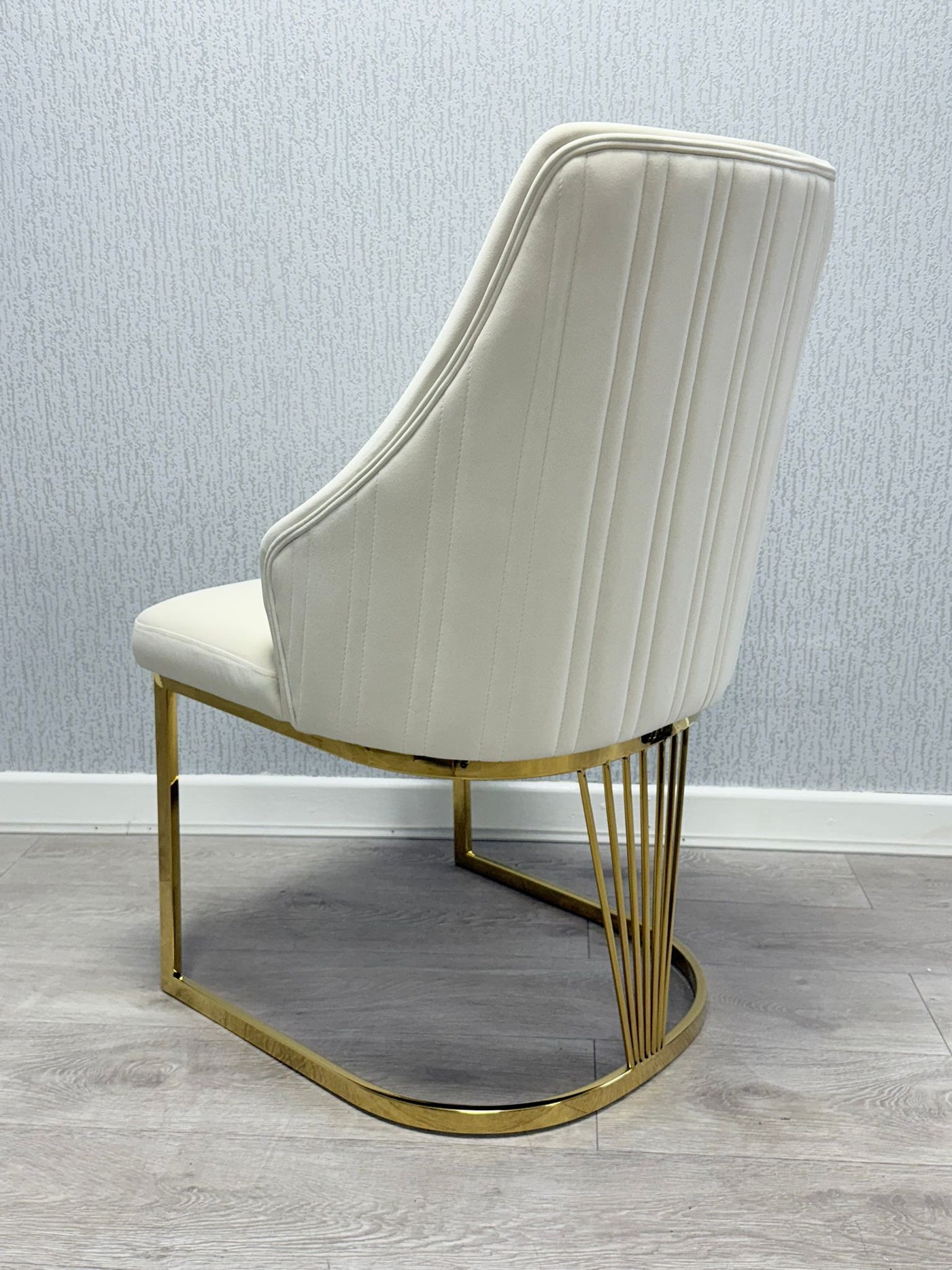 Carlton Cream/Gold Plush Velvet Dining Chair