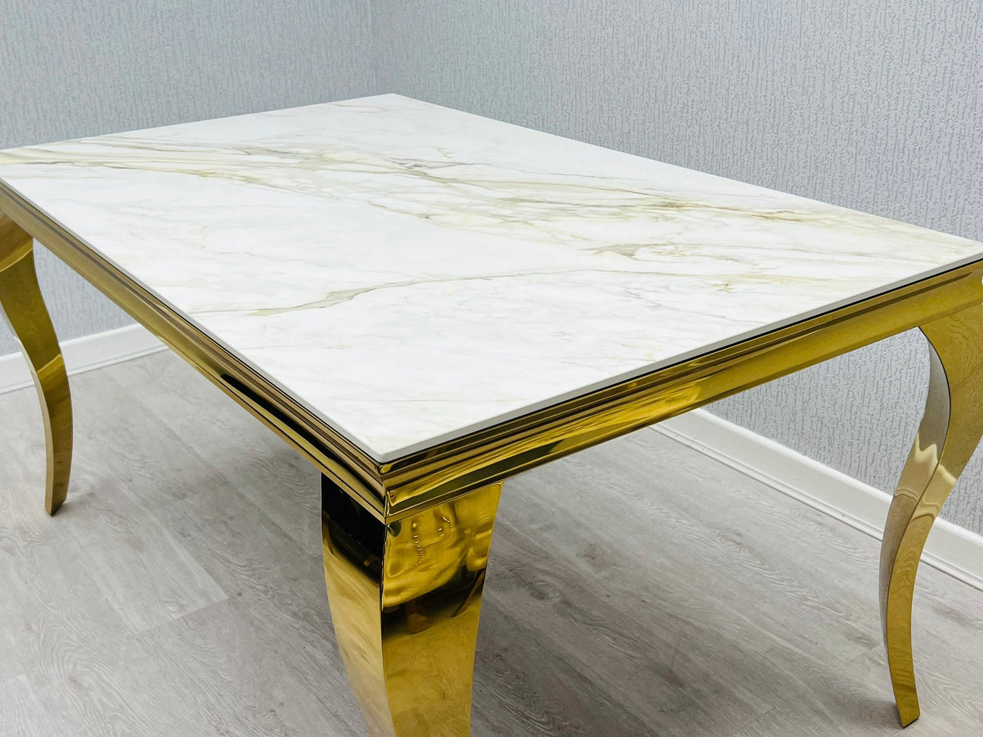 Louis Gold Cream Marble Dining Table With Shimmer Gold Ring Knocker Dining Chairs